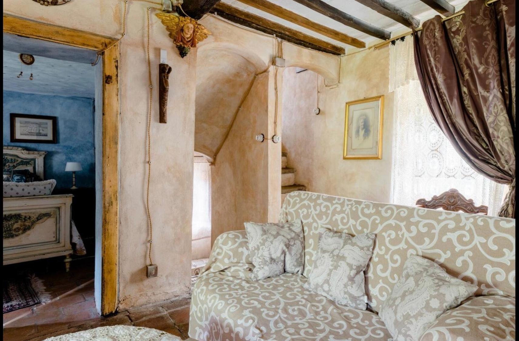 Bed and Breakfast Il Priorato Pescia Exterior foto